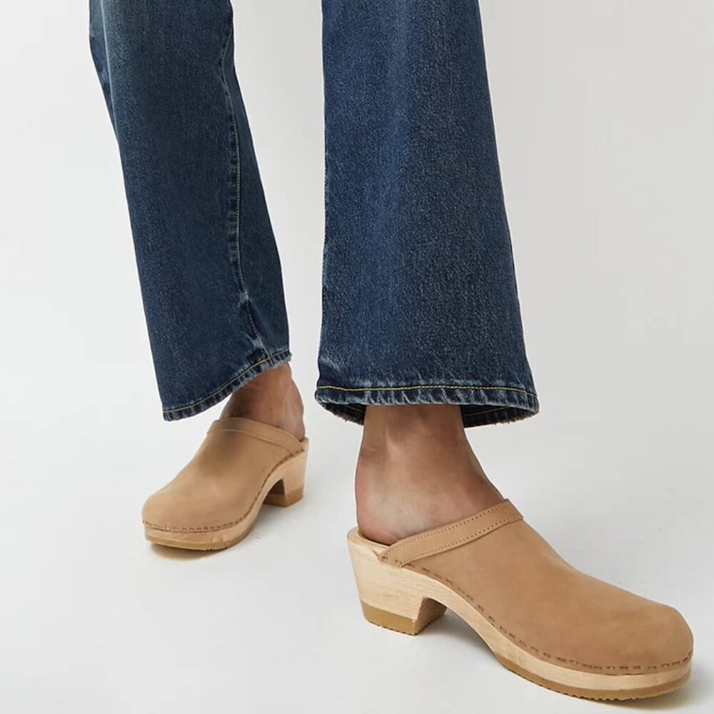 No.6  Old School Clog on Mid Heel in Bone Size 39